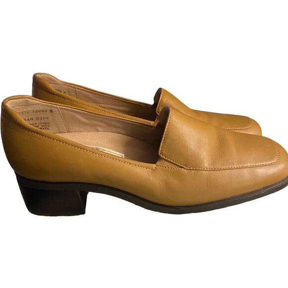 WORTHINGTON "Sport" Women's Loafer, 7.5, Buttercream color, Leather - Picture 2 of 9